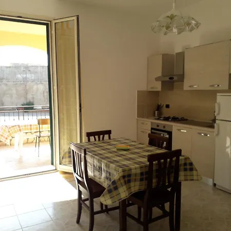 Apartment Rosy *